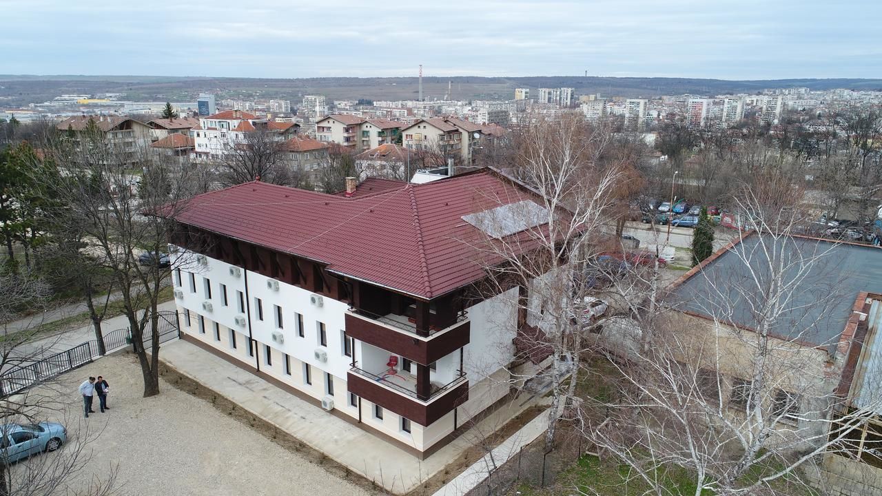 Мотели Complex Friends Плевен-14