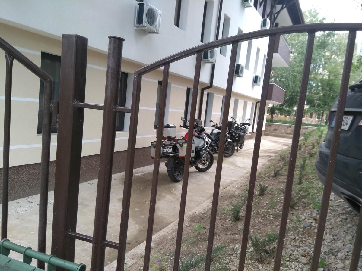 Мотели Complex Friends Плевен-20