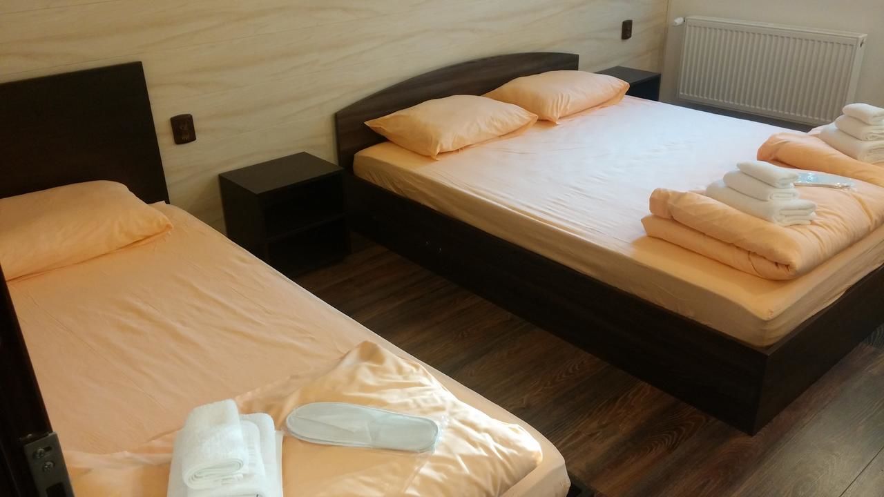 Мотели Complex Friends Плевен-31