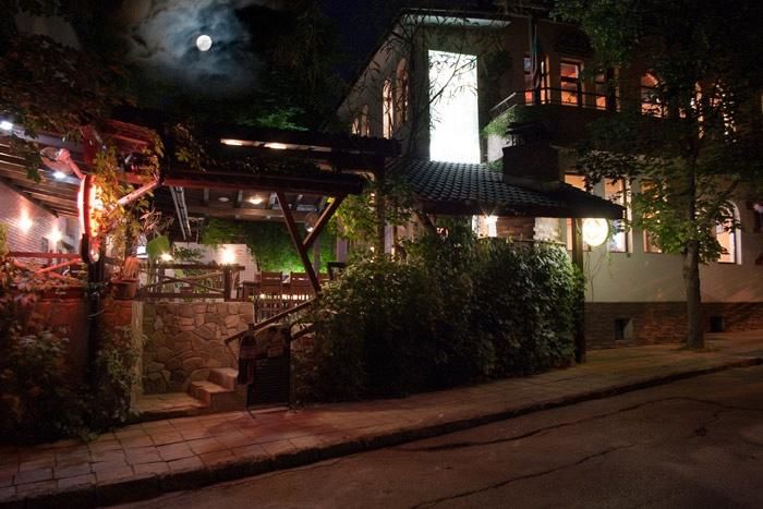 Мотели Complex Friends Плевен-46