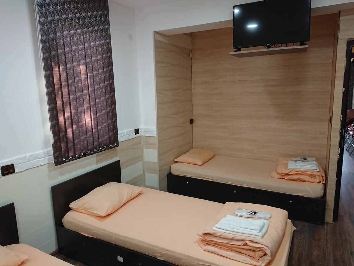 Мотели Complex Friends Плевен-48